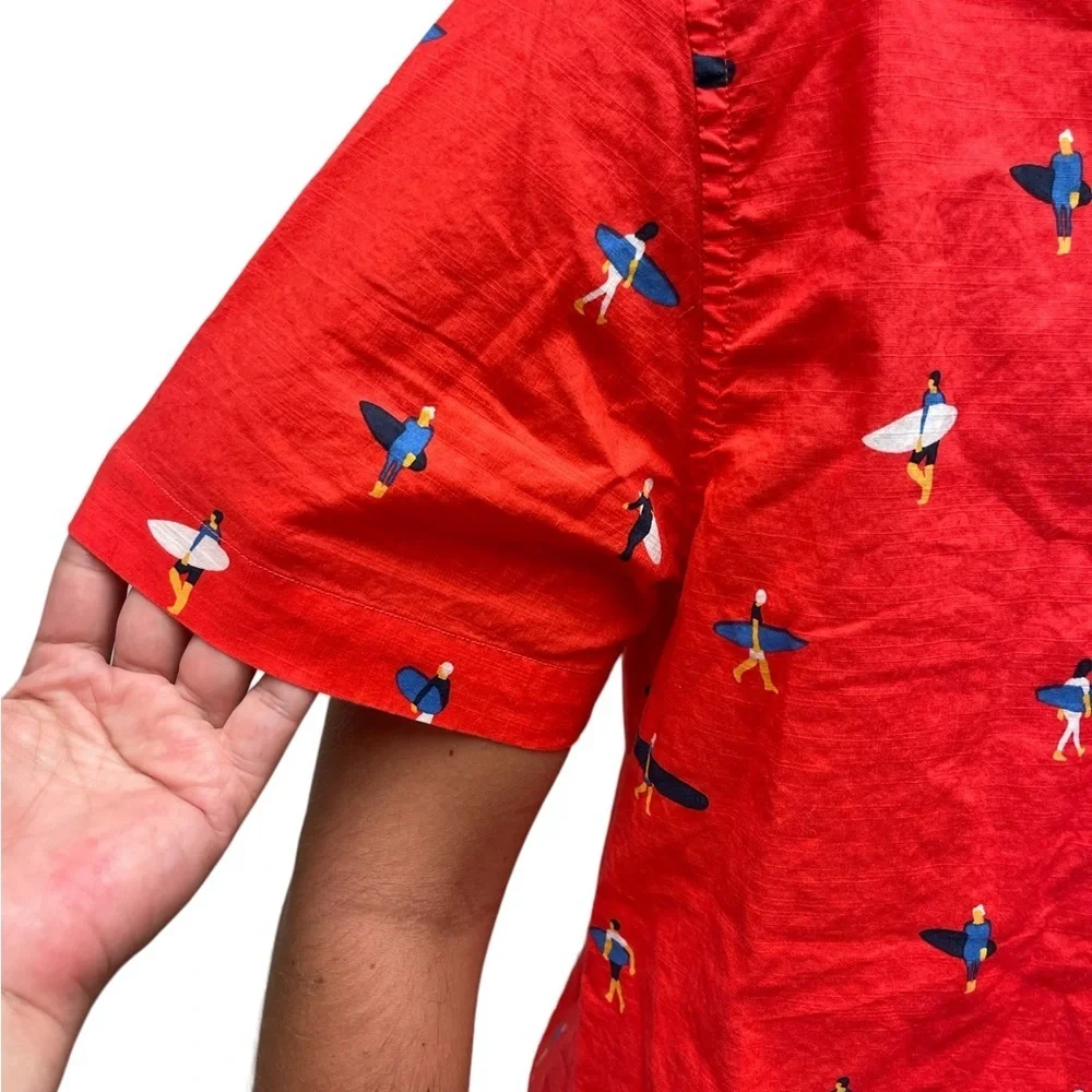 🔥🏄🏻‍♂️TOMMY HILFIGER button up red shirt w/ surfer print. Size L. Like new‼️ - Picture 4 of 9